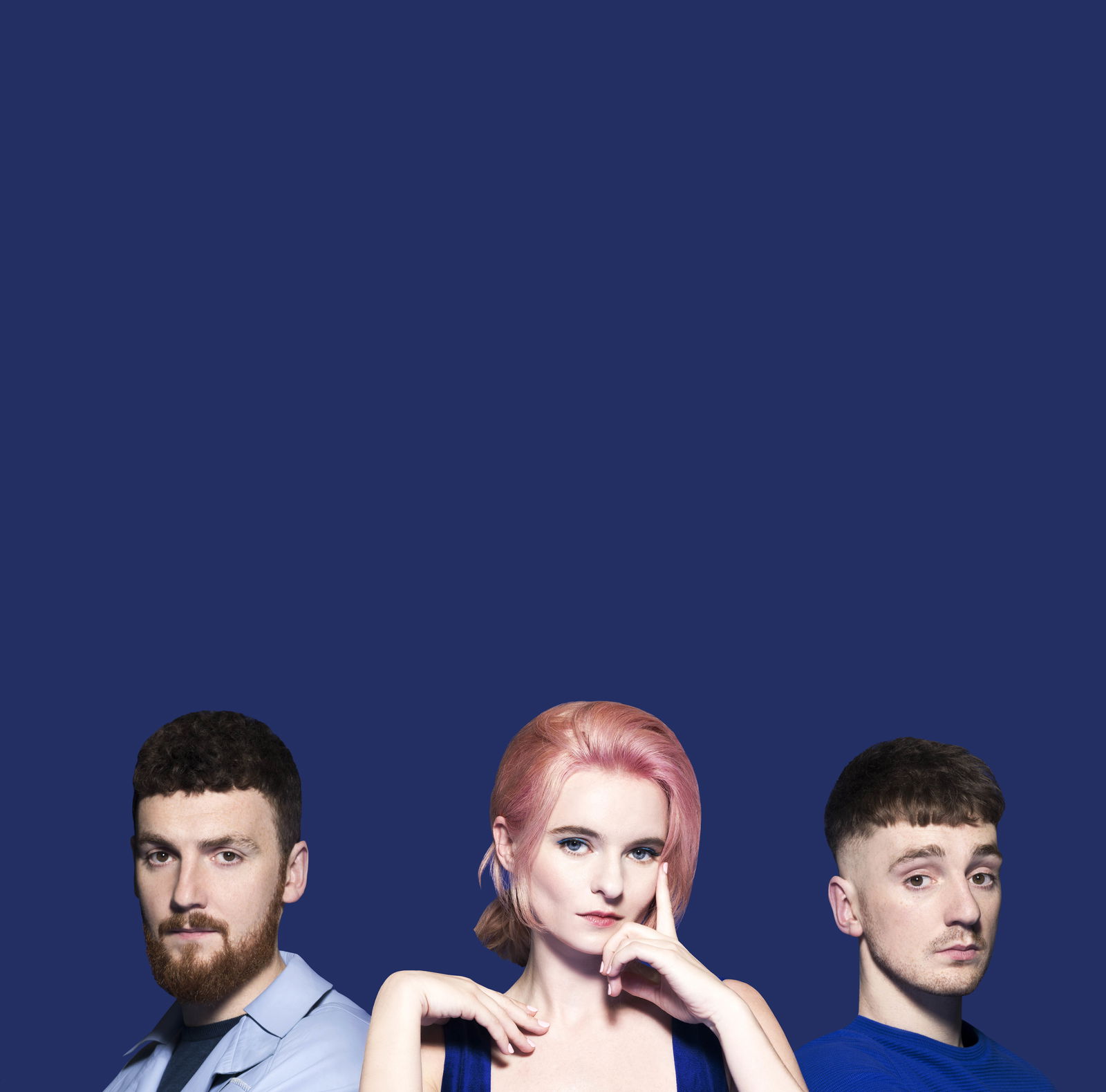 Clean Bandit 2020 blau