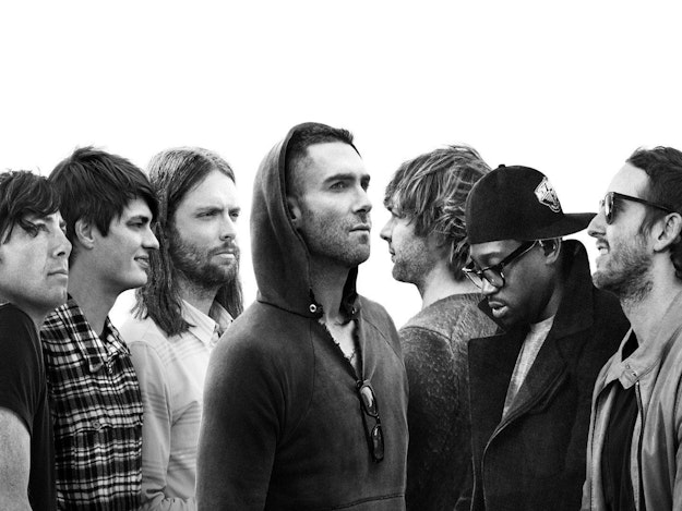 Maroon 5 und Jimmy Fallon spielen in der New Yorker UBahn