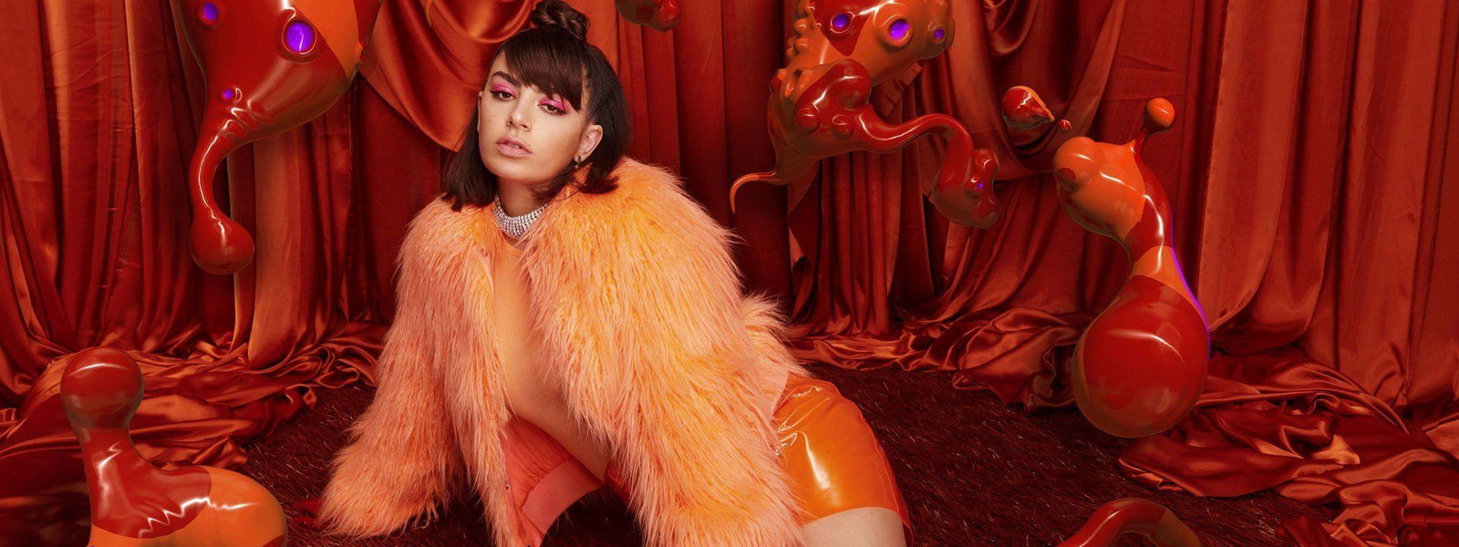 Charli XCX 16:6