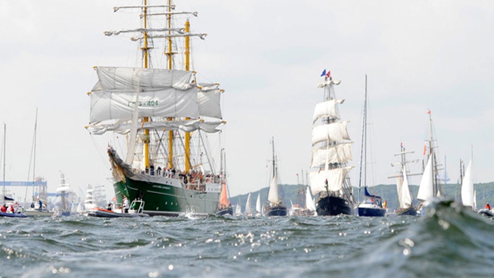 Kieler Woche Segelschiff 16:9