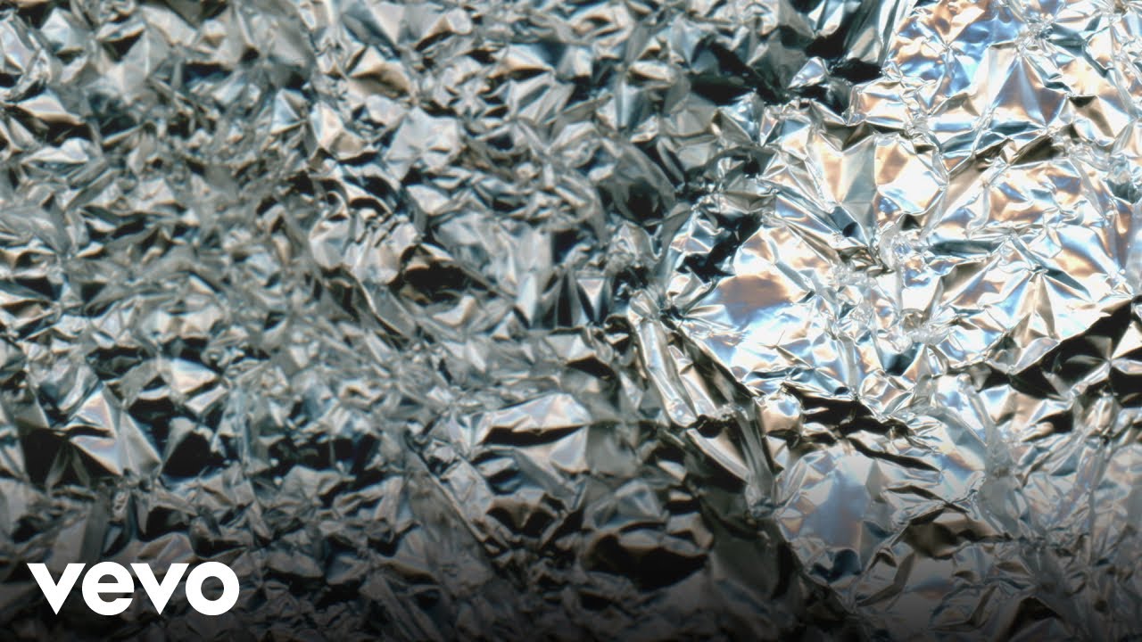 LANY, Julia Michaels - okay (Official Lyric Video)