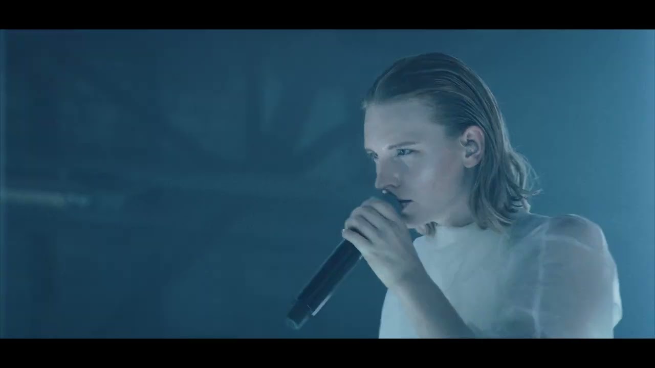 BOWIE - Xo (The Upside Down - Live - Chapter I)