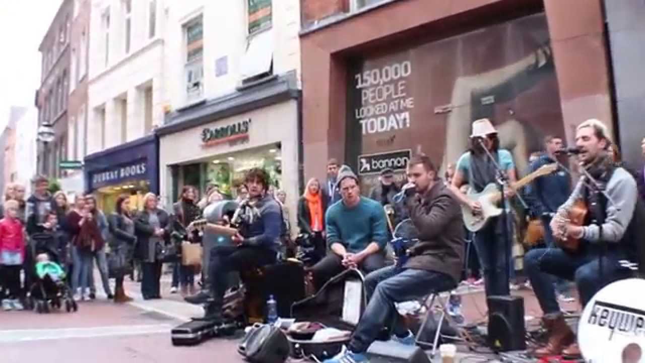 Roar - Katy Perry (cover by Keywest busking in Dublin)